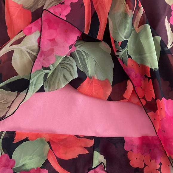 Stunning Y2K Dani max dress - Picture 7 of 11